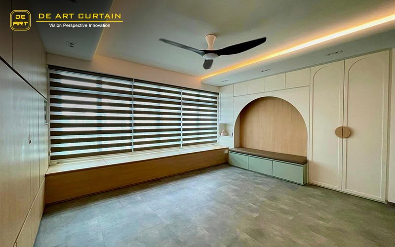 combi blinds in modern bedroom.